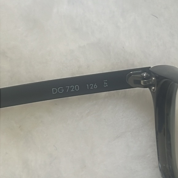 DOLCE & GABBANA “frames” - Picture 10 of 12